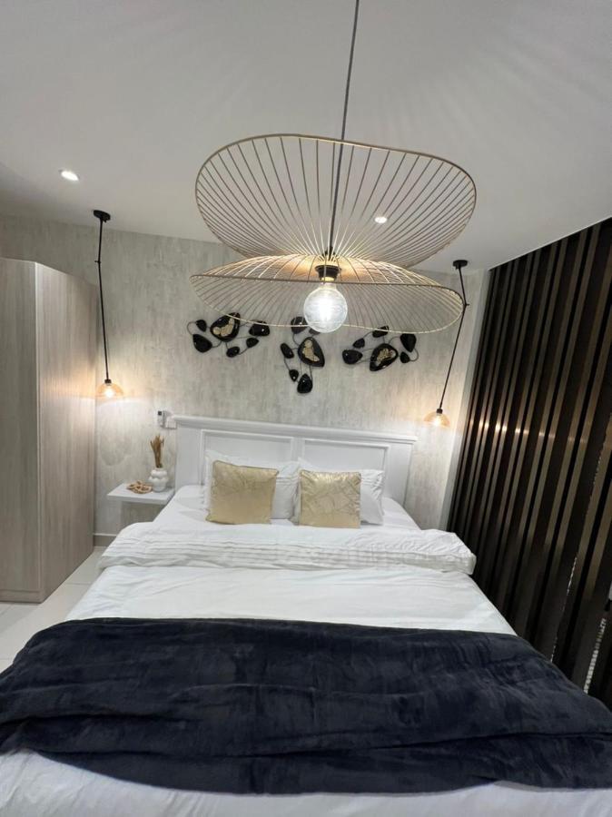 The Lennox Luxury Apartment アクラ エクステリア 写真