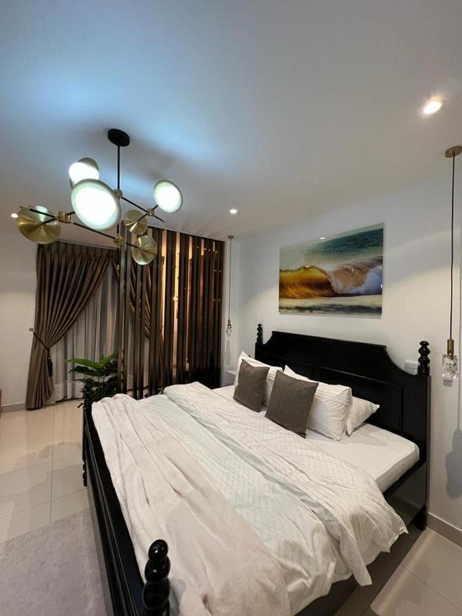 The Lennox Luxury Apartment アクラ エクステリア 写真