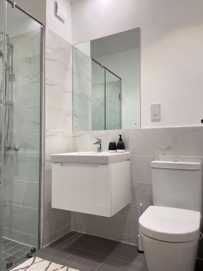 The Lennox Luxury Apartment アクラ エクステリア 写真