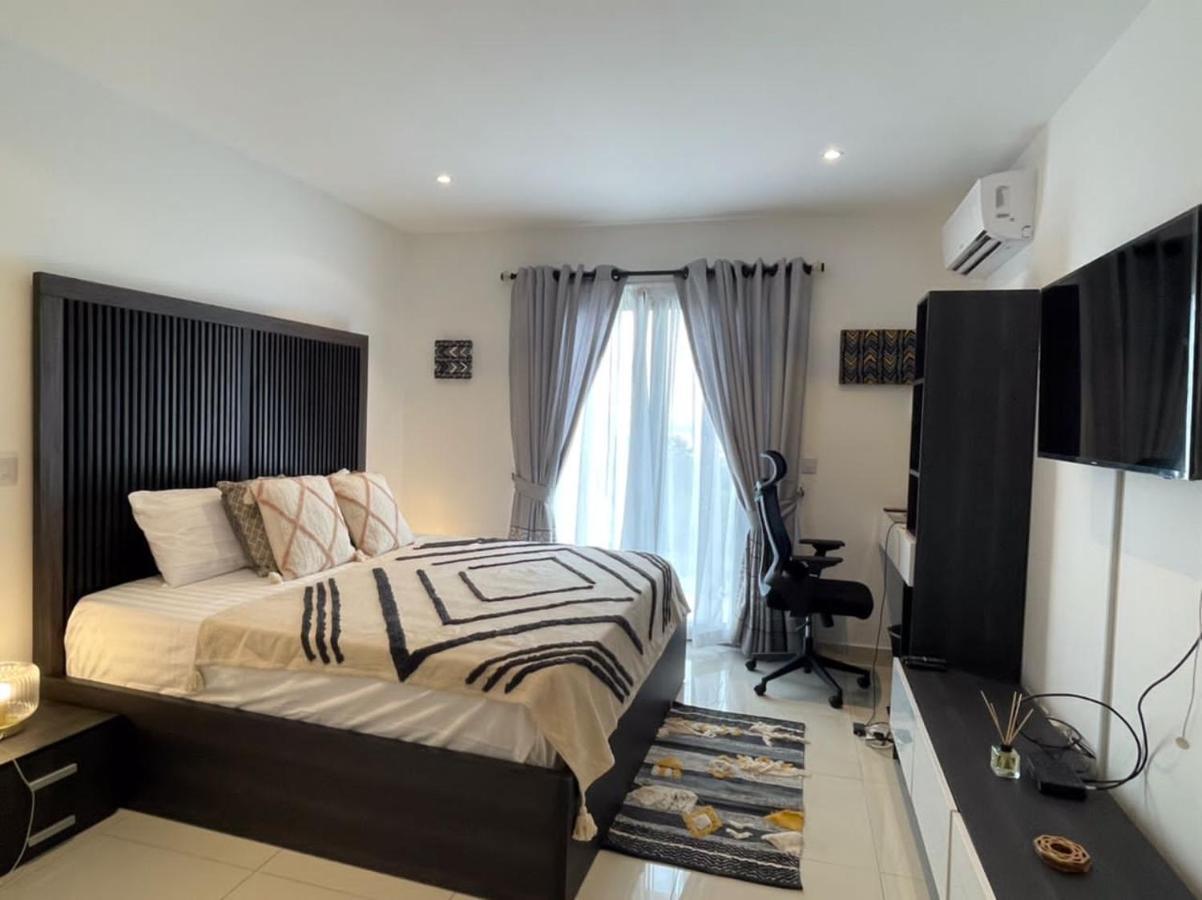 The Lennox Luxury Apartment アクラ エクステリア 写真