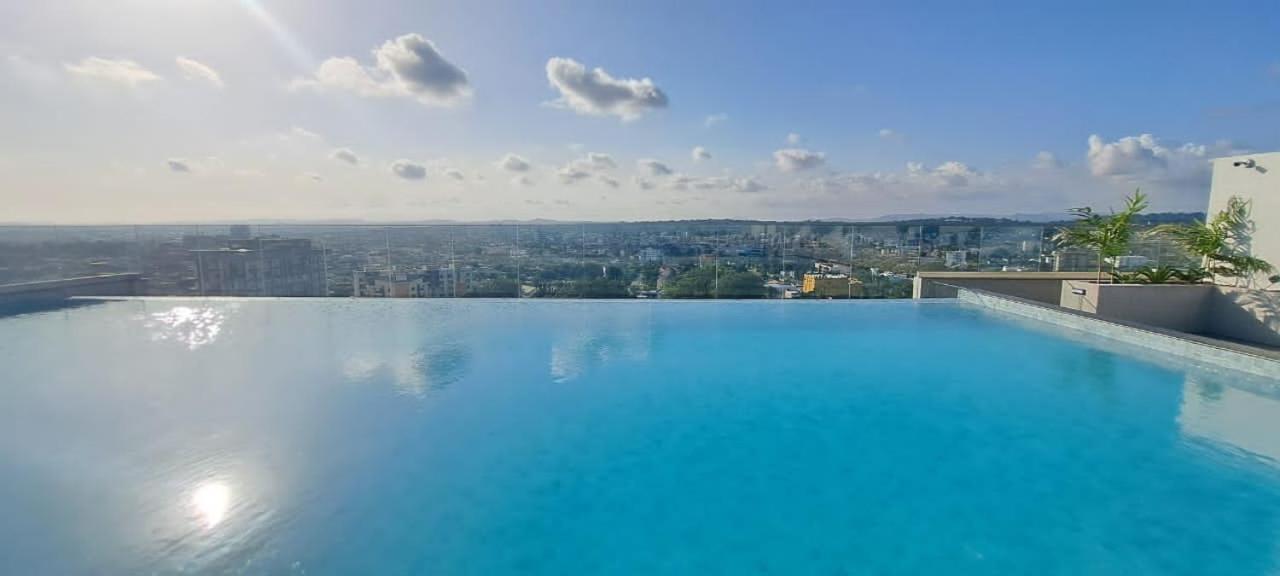 The Lennox Luxury Apartment アクラ エクステリア 写真