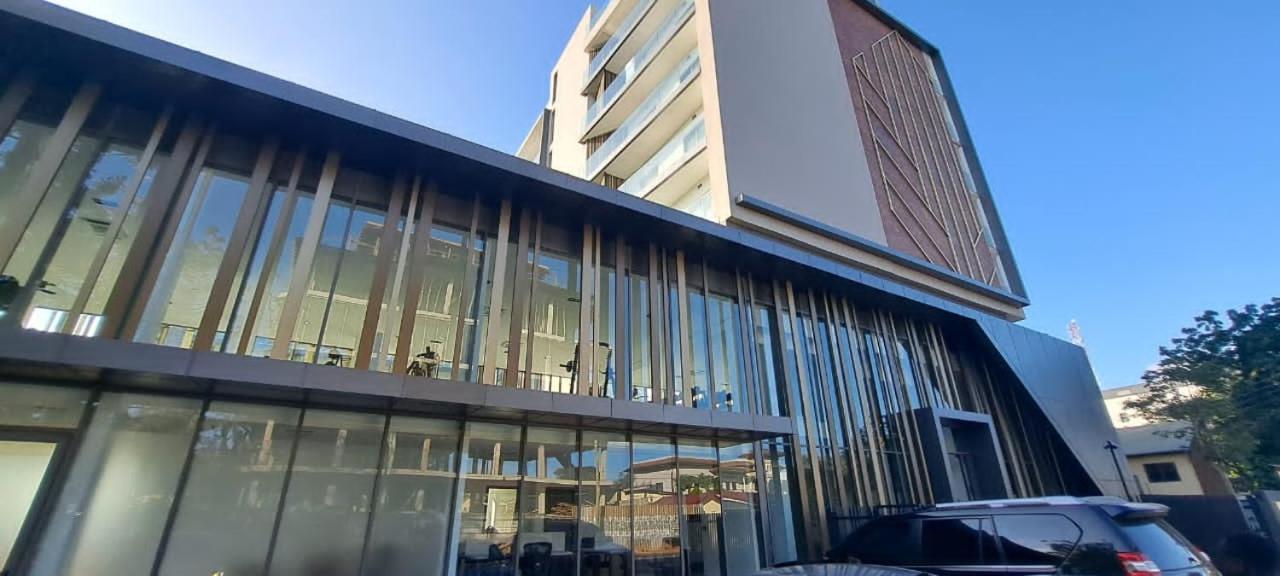 The Lennox Luxury Apartment アクラ エクステリア 写真