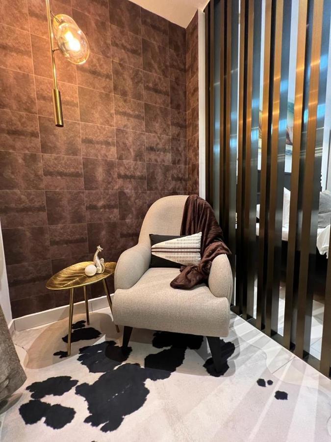 The Lennox Luxury Apartment アクラ エクステリア 写真