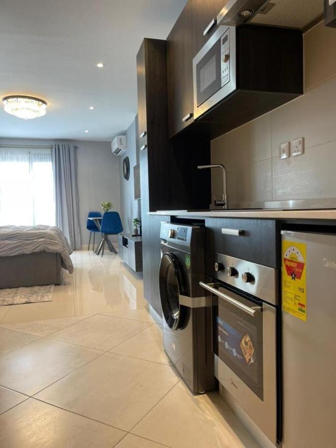 The Lennox Luxury Apartment アクラ エクステリア 写真
